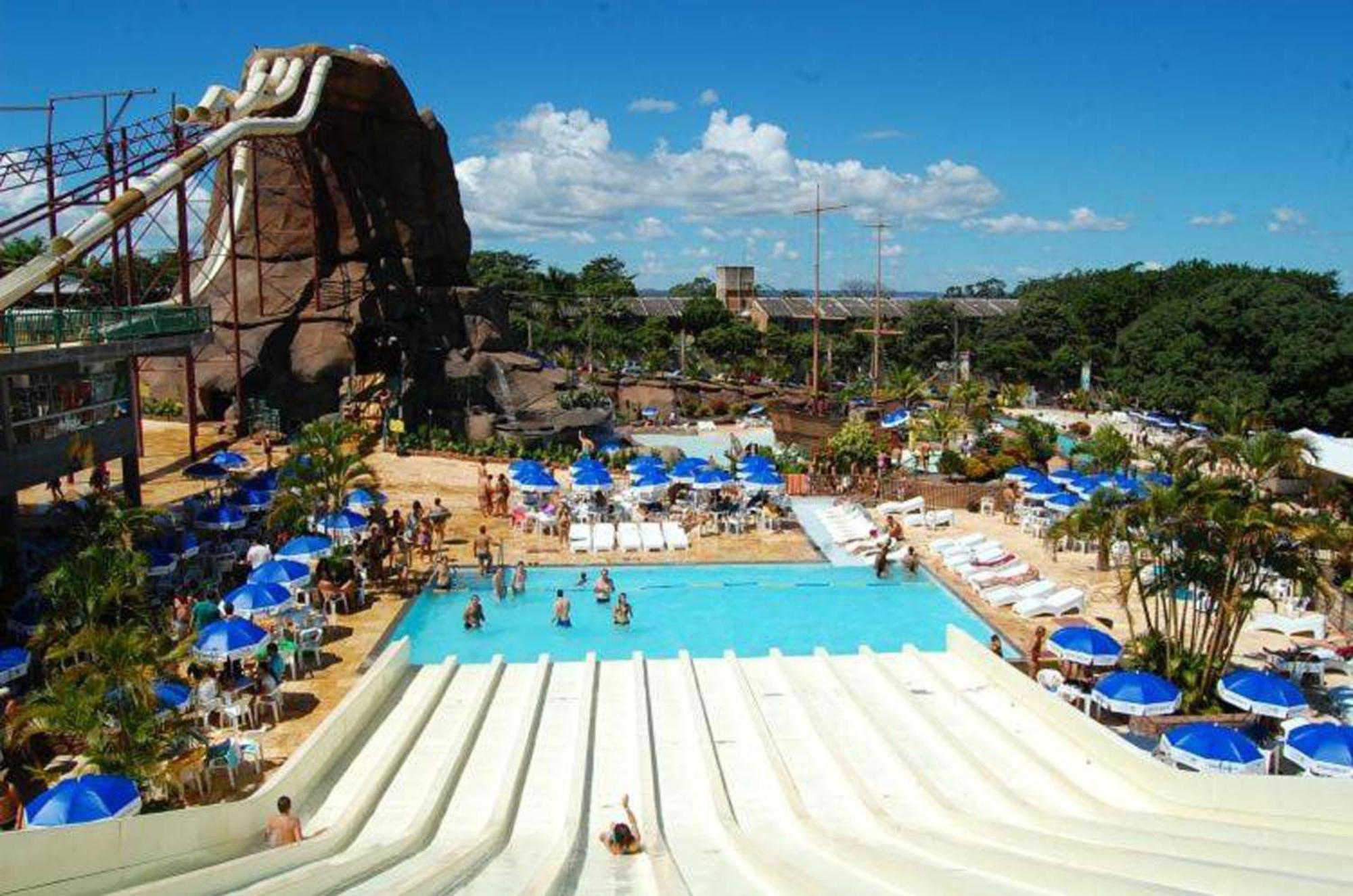 Imperio Romano - Bonus 1 Dia No Acqua Park Vulcao - Caldas Novas Exterior photo
