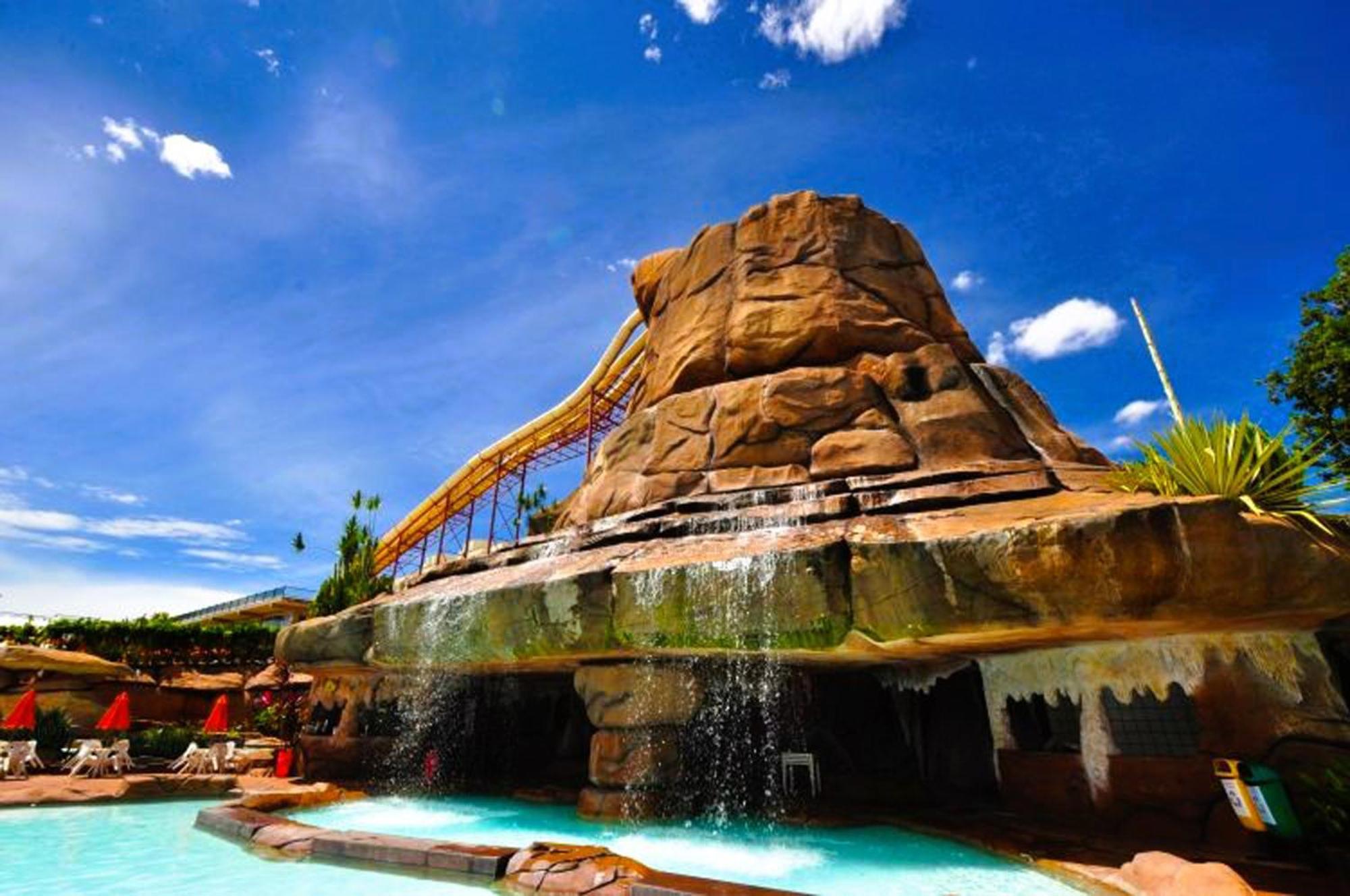 Imperio Romano - Bonus 1 Dia No Acqua Park Vulcao - Caldas Novas Exterior photo
